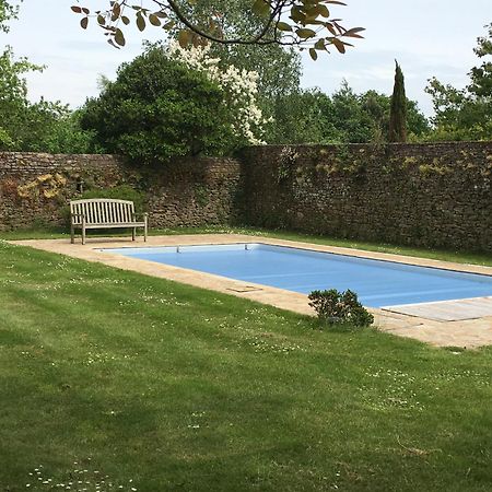 Bed and Breakfast Manoir Des Bords De Rance Плуэр-сюр-Ранс Экстерьер фото